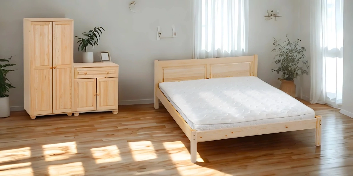 Egyenes, fílungos - kétszemélyes fenyőfa franciaágy keret 140x200 cm,123-as egy fiókos két ajtós komód, 221-es szekrény